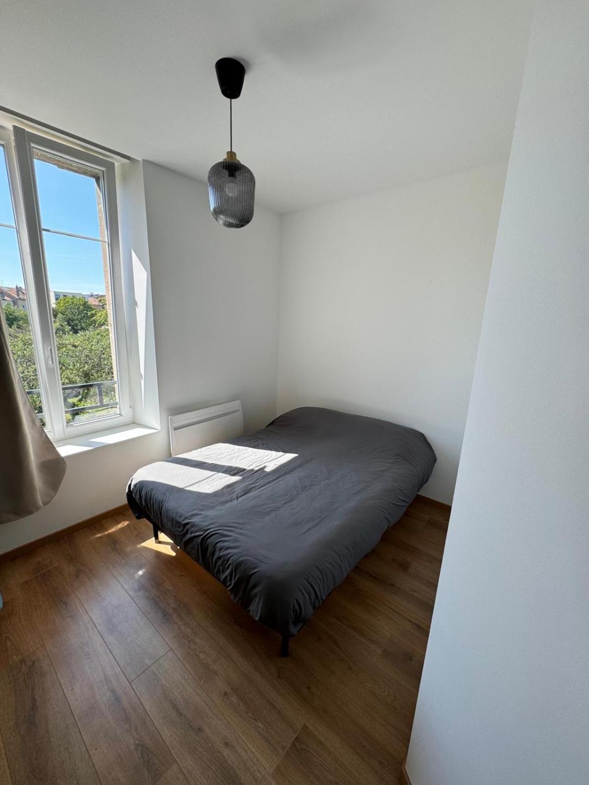 Studio Avec Wc Et Sdb Prives Dans Grande Maison A Cote Du Campus Artem - Thermal Et Parc Des Expos Vandoeuvre-lès-Nancy Dış mekan fotoğraf
