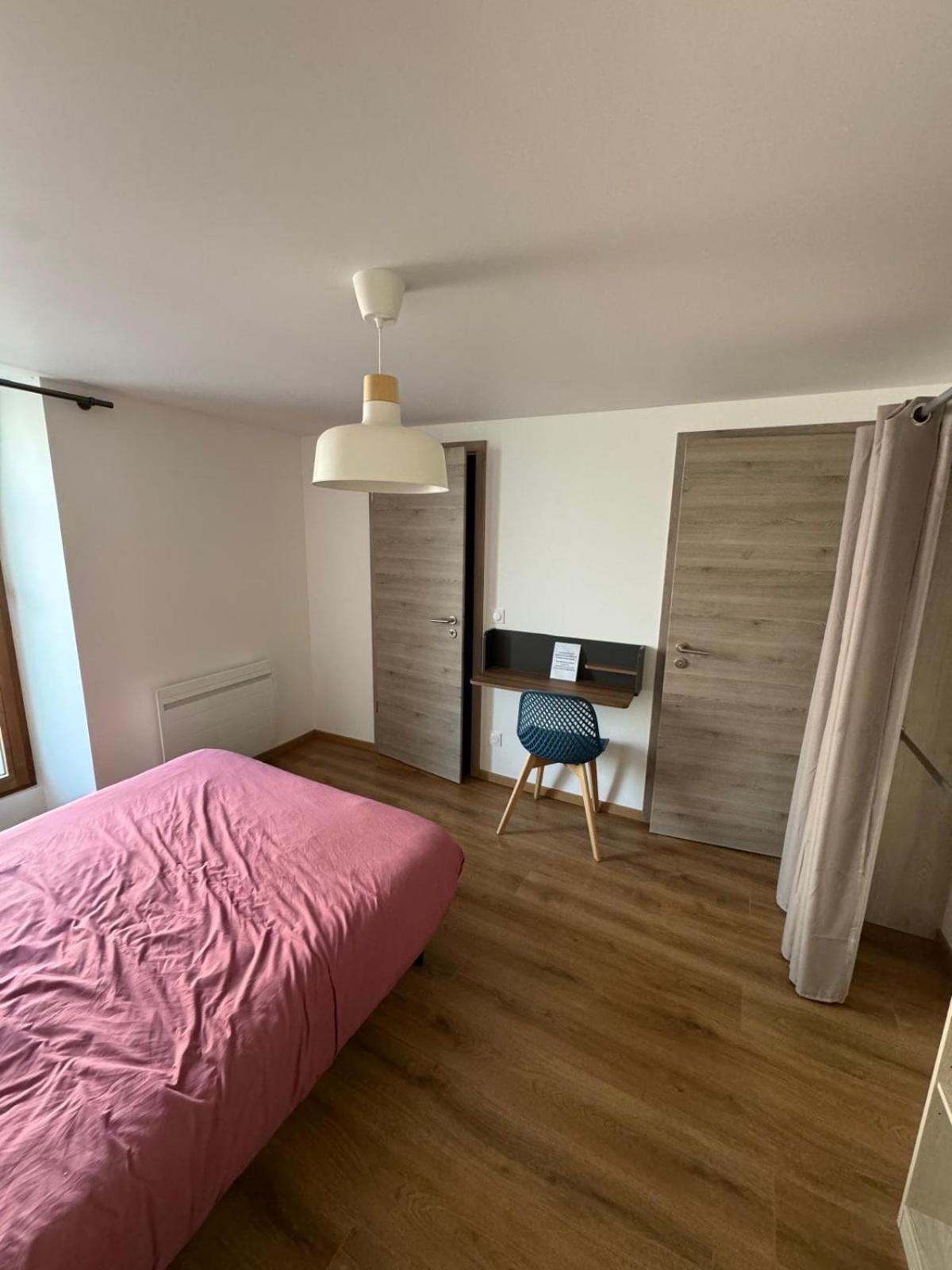 Studio Avec Wc Et Sdb Prives Dans Grande Maison A Cote Du Campus Artem - Thermal Et Parc Des Expos Vandoeuvre-lès-Nancy Dış mekan fotoğraf